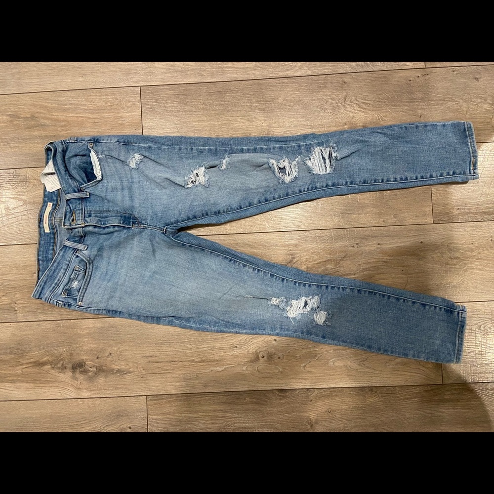 Levi Strauss & Co ripped skinny jeans